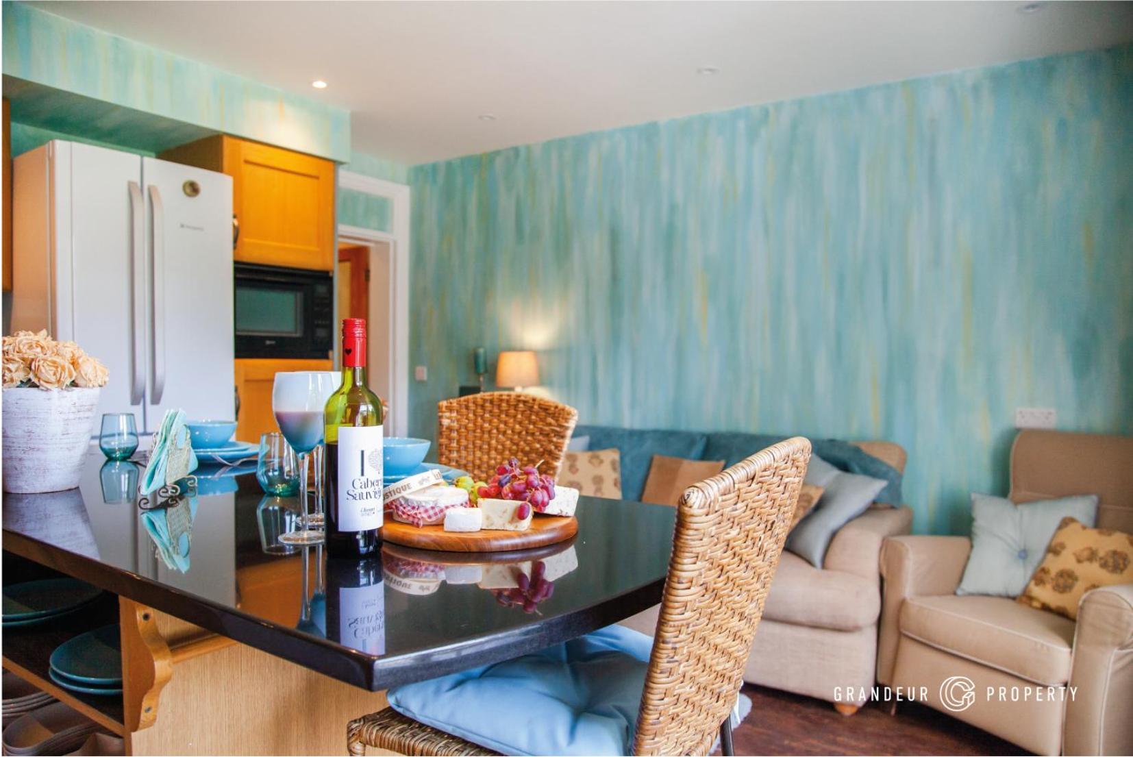 The Gardenside Apartment By Grandeur Property Bournemouth Exterior photo